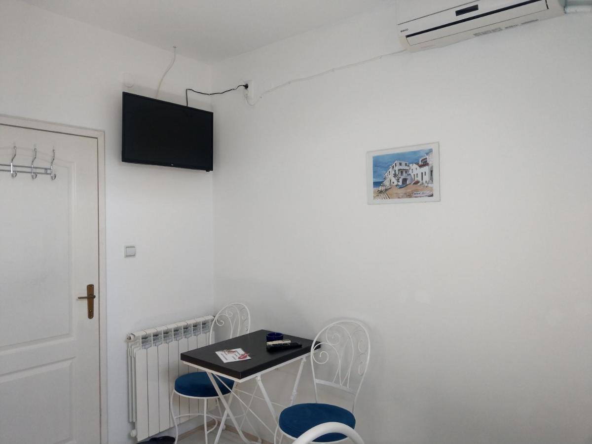 Apartment Harmonija Apatin Exteriör bild